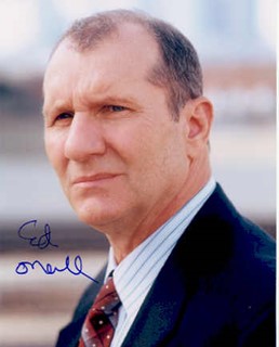 Ed O'Neill autograph