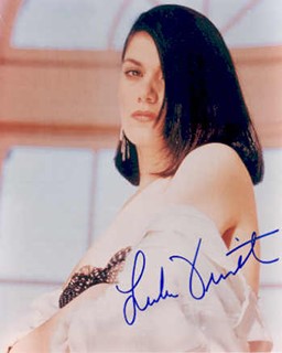 Linda Fiorentino autograph
