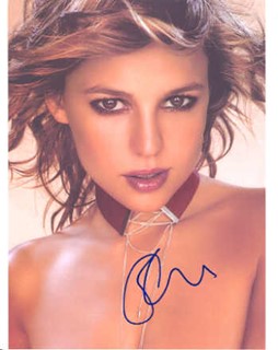 Elena Anaya autograph