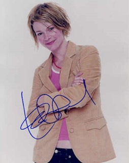 Leisha Hailey autograph