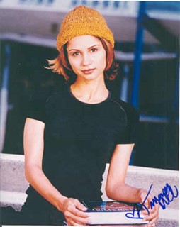 Tamara Mello autograph