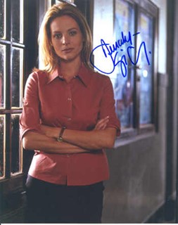 Jessalyn Gilsig autograph