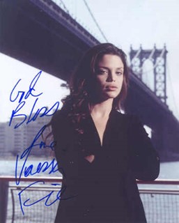 Vanessa Ferlito autograph