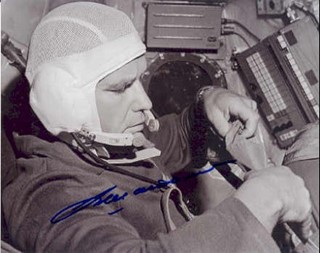 Vladimir Shatalov autograph