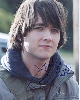 Justin Chatwin autograph