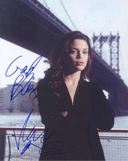 Vanessa Ferlito autograph
