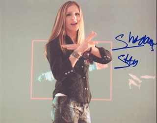 Shoshannah Stern autograph
