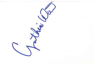 Cynthia Watros autograph
