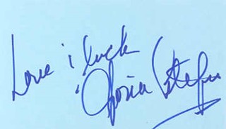 Gloria Estefan autograph