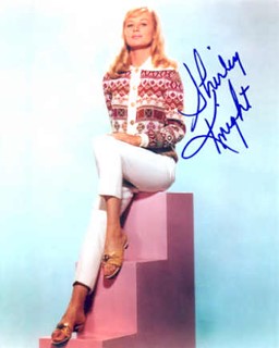 Shirley Knight autograph