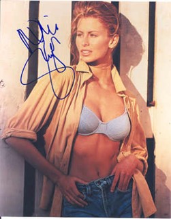 Niki Taylor autograph