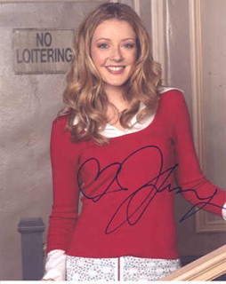Jennifer Finnigan autograph