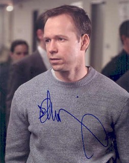 Donnie Wahlberg autograph