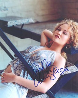 Erika Christensen autograph
