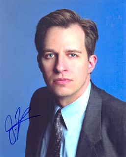 Jay Karnes autograph