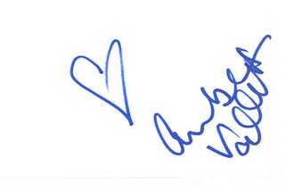 Amber Valletta autograph
