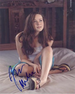 Jena Malone autograph