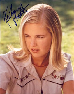 Keri Lynn Pratt autograph