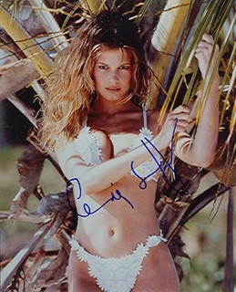 Claudia Schiffer autograph