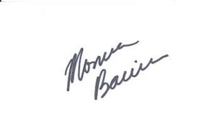 Morena Baccarin autograph