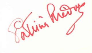 Patricia Medina autograph