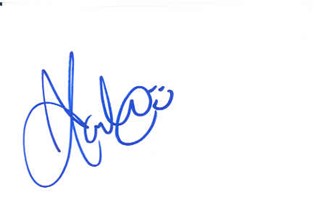 Arielle Kebbel autograph