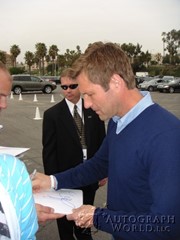 signing photo