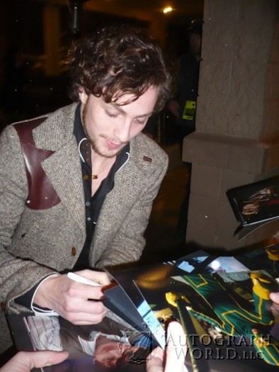 Aaron Johnson autograph