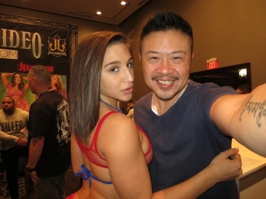 Abella Danger autograph
