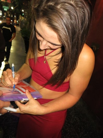 Abella Danger autograph
