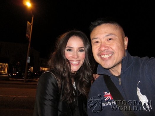 Abigail Spencer autograph