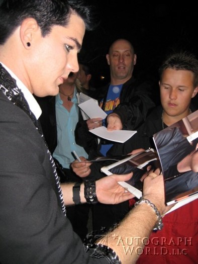 Adam Lambert autograph