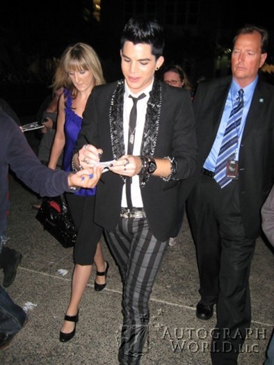 Adam Lambert autograph