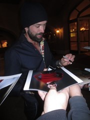 signing photo