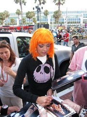signing photo