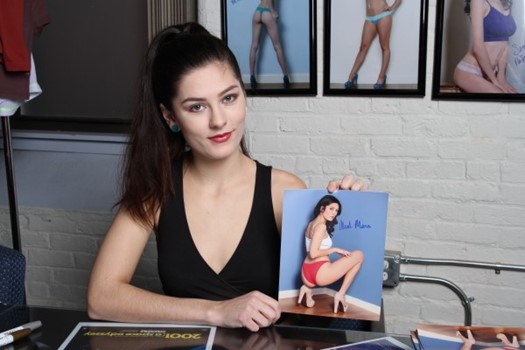 Aleah Mara autograph