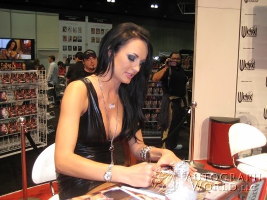 Alektra Blue autograph