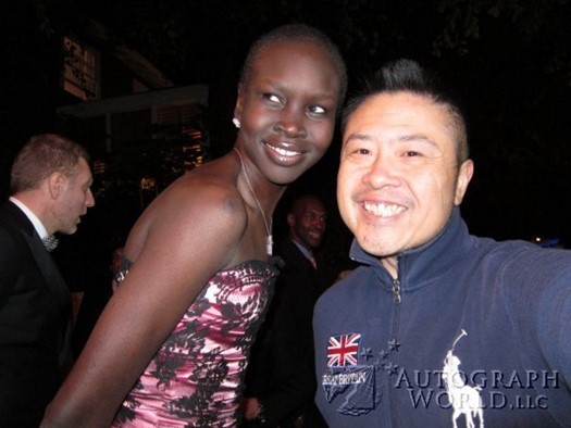 Alek Wek autograph