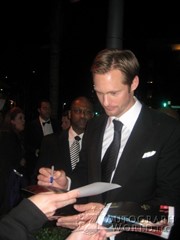signing photo