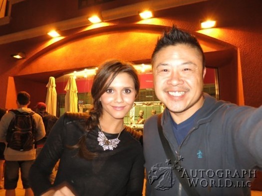 Alexandra Chando autograph