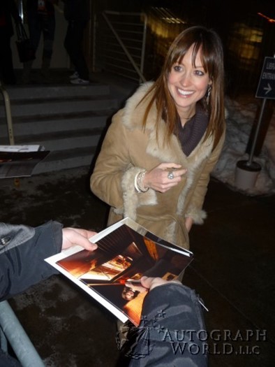 Alexie Gilmore autograph