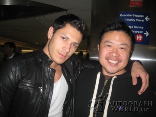 Alex Meraz autograph