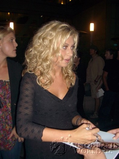 Alyson Michalka autograph