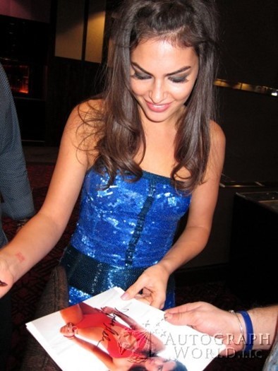 Alyssa Miller autograph