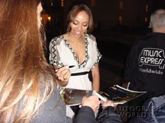 signing photo