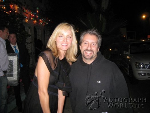 Amber Valletta autograph