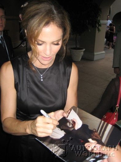 Amy Brenneman autograph