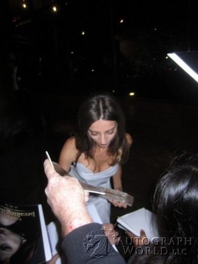 Angela Sarafyan autograph