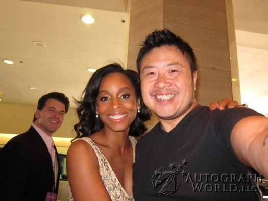 Anika Noni Rose autograph