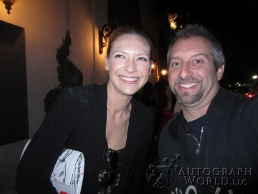 Anna Torv autograph